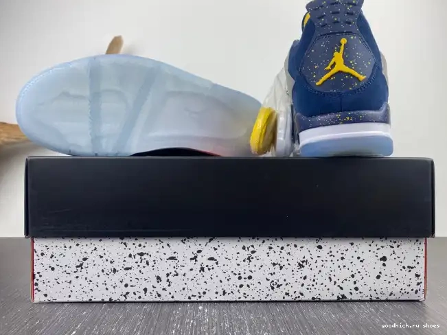 Rep Air 4 (PE) AJ4-1036660 Retro Michigan Jordan 0530